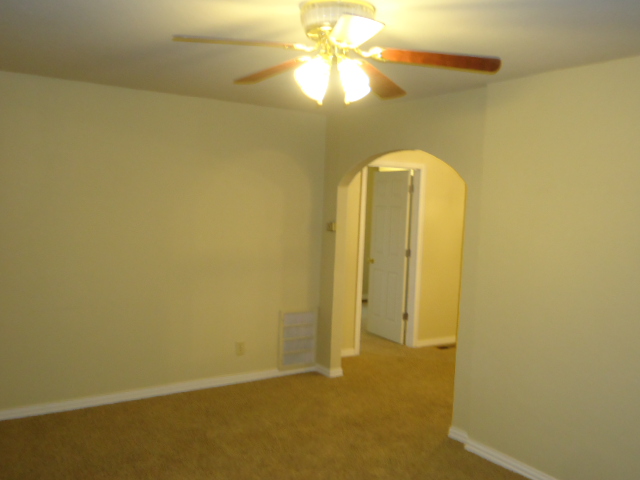 2712 Turner, Ponca City, OK 74604