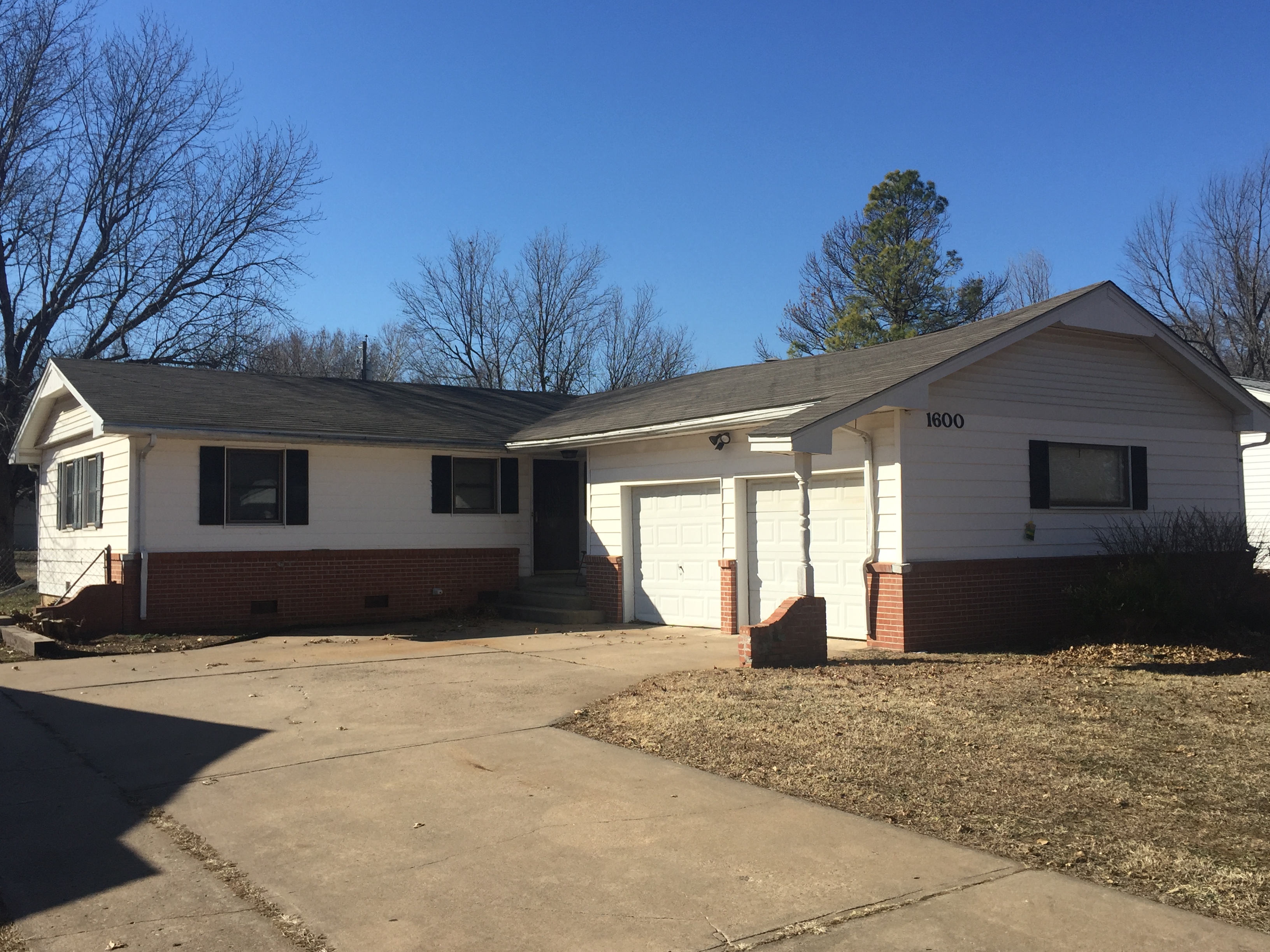 1600 Shirlee, Ponca City, OK 74604