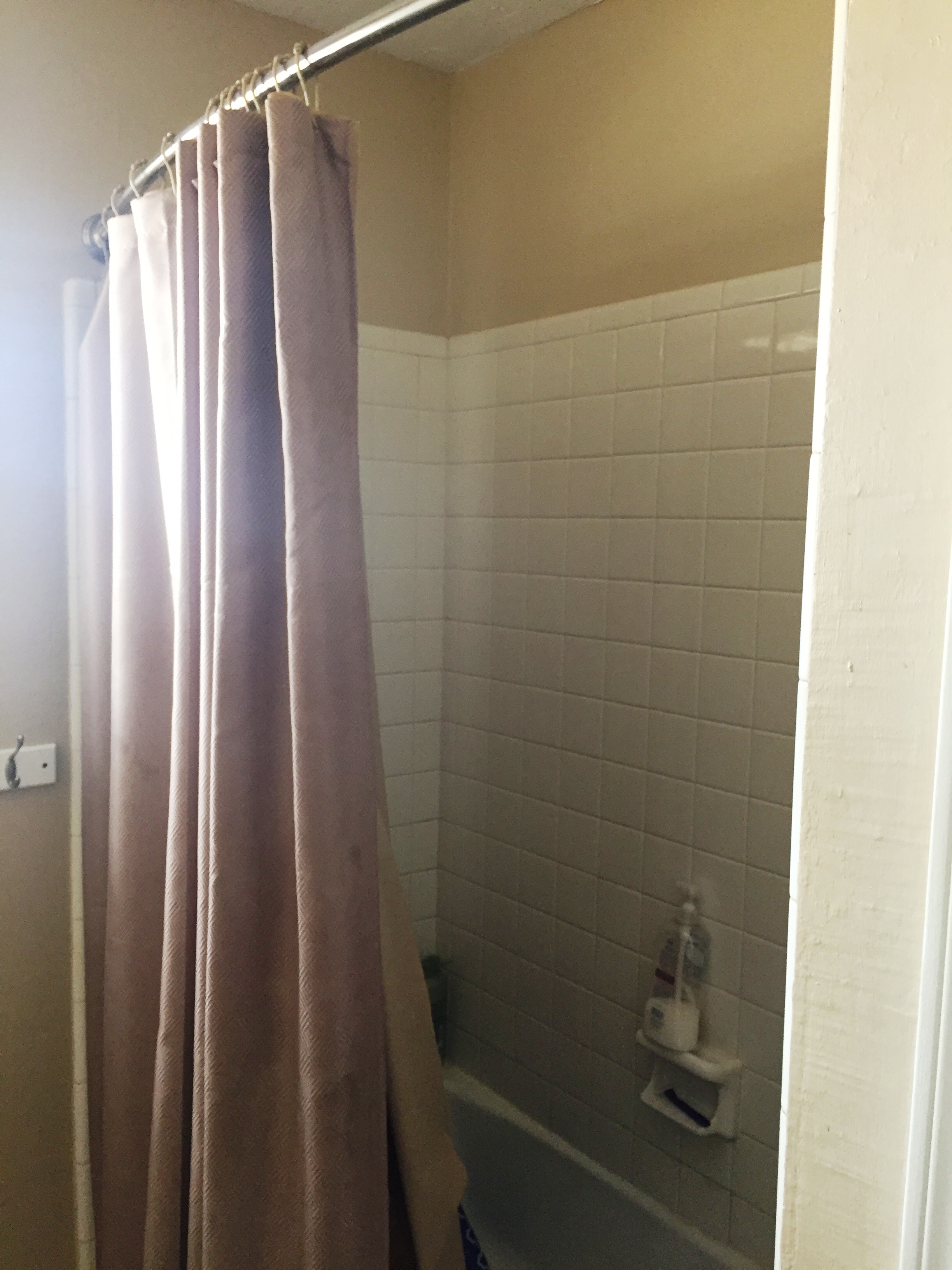 3105 El Camino, Ponca City, OK 74604