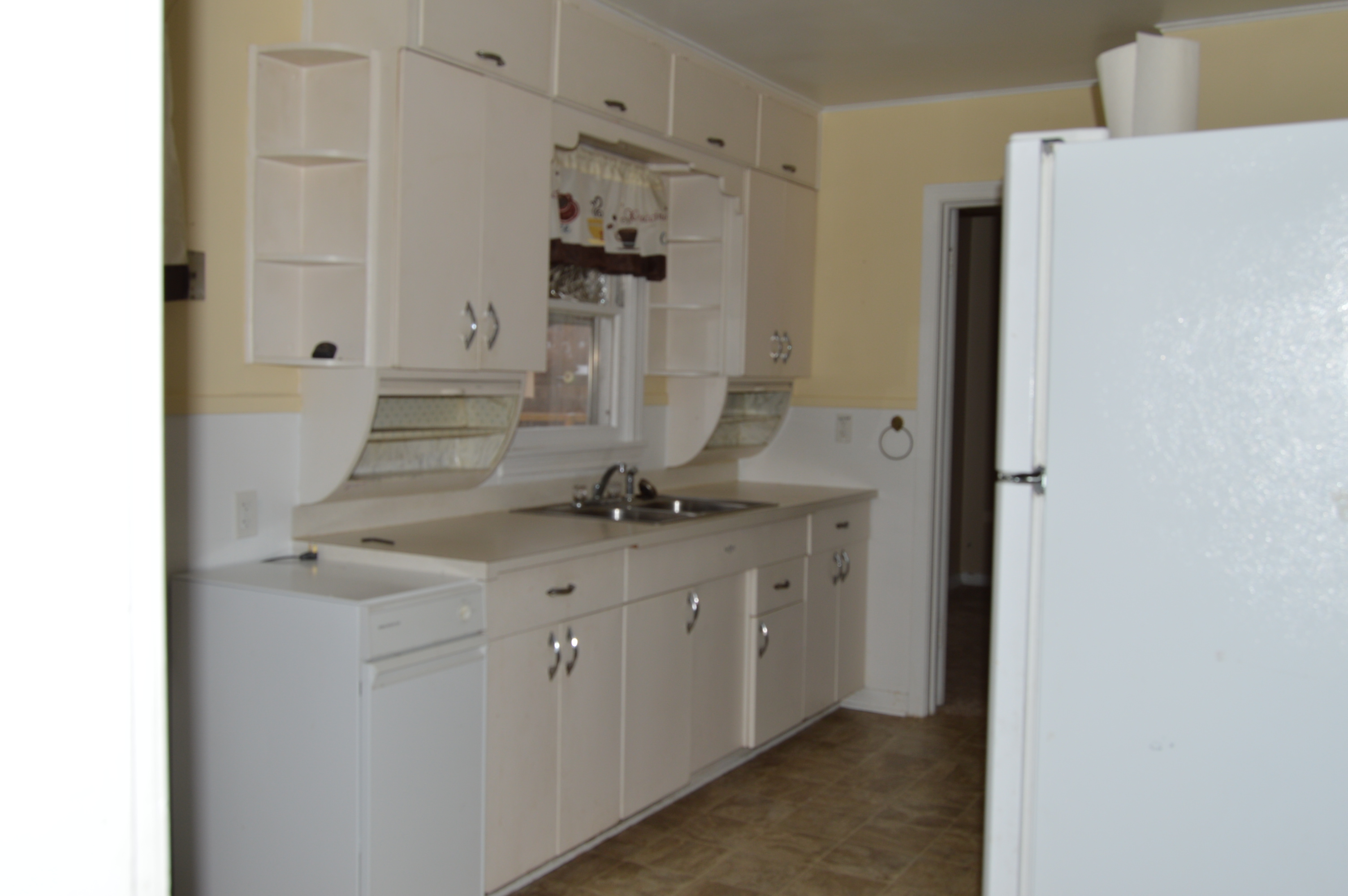 1330 S 2nd St, Blackwell, OK 74631