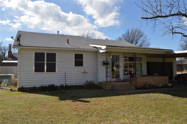1651 S B, Blackwell, OK 74631