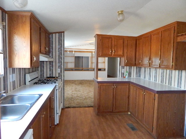 10 Northfork, KawCity, OK 74641