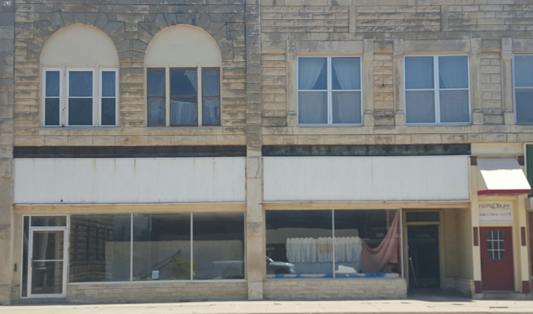 108 N Main, Newkirk, OK 74647