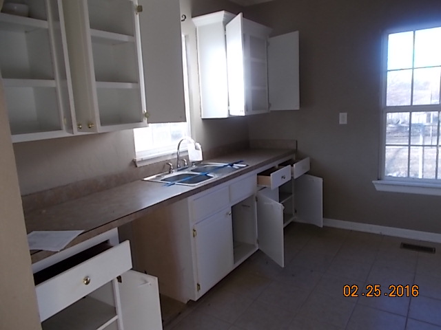 620 W 7th, Newkirk, OK 74647