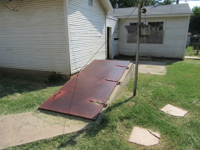 316 N 6th, Tonkawa, OK 74653