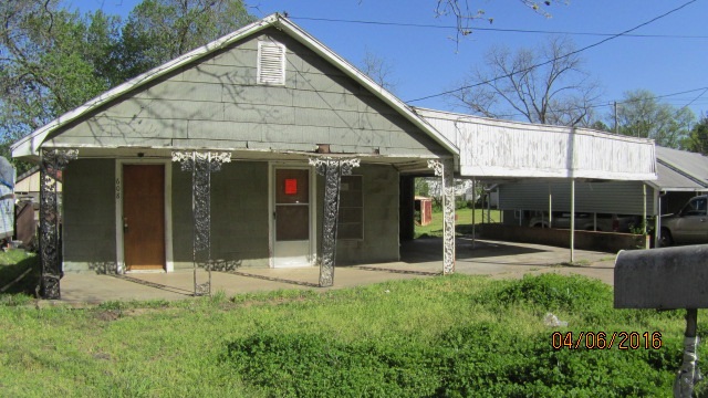 608 NE 2nd St., Durant, OK 74701