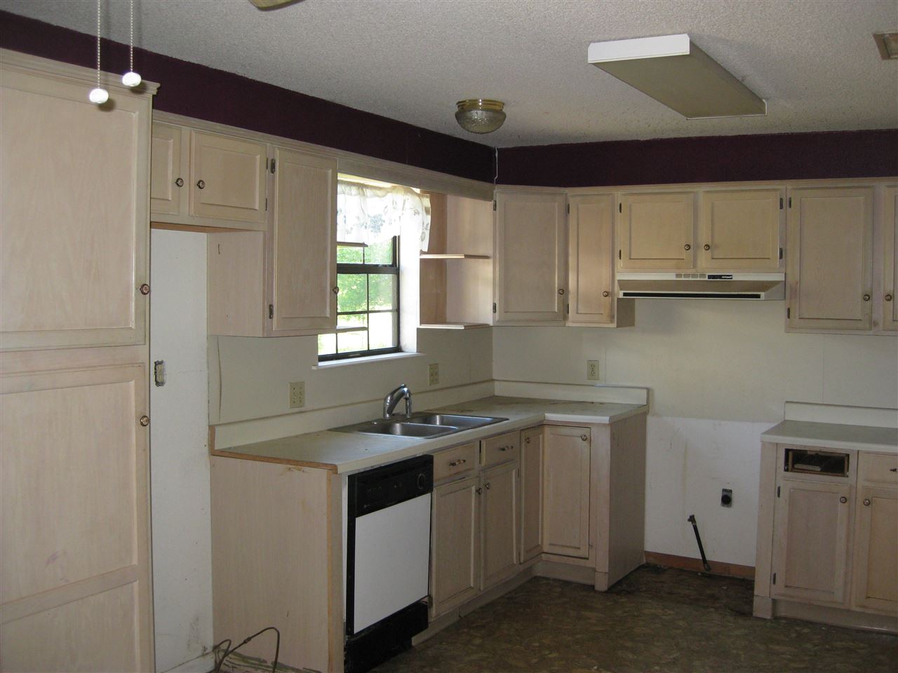75 Moore Ln, Durant, OK 74701