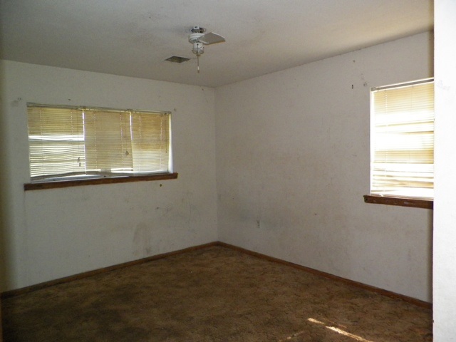 631 N 6th, Boswell, OK 74727