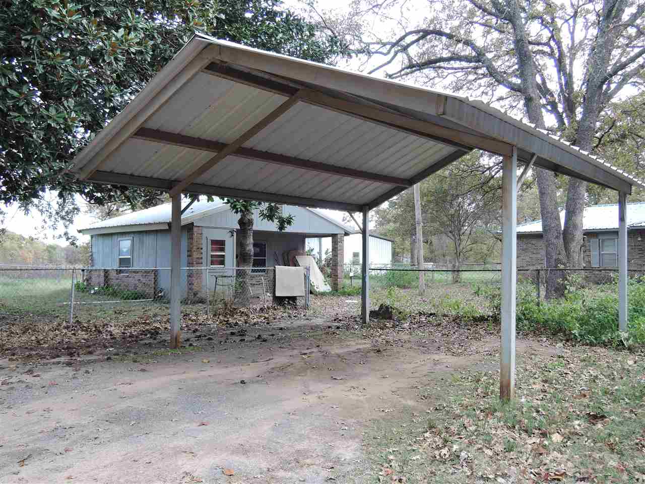 112 4th St., Cartwright, OK 74731