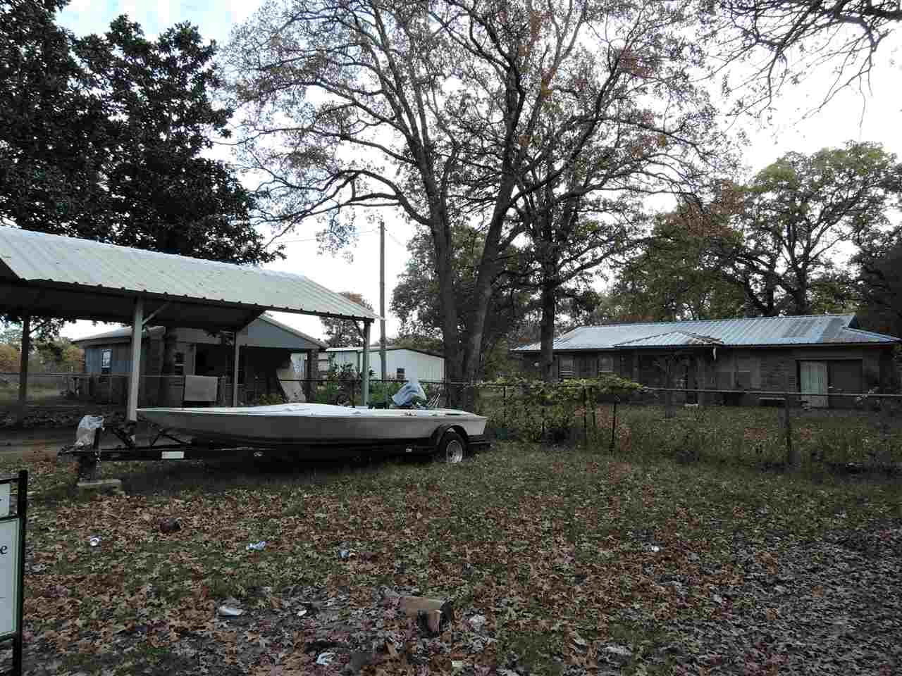 112 4th St., Cartwright, OK 74731