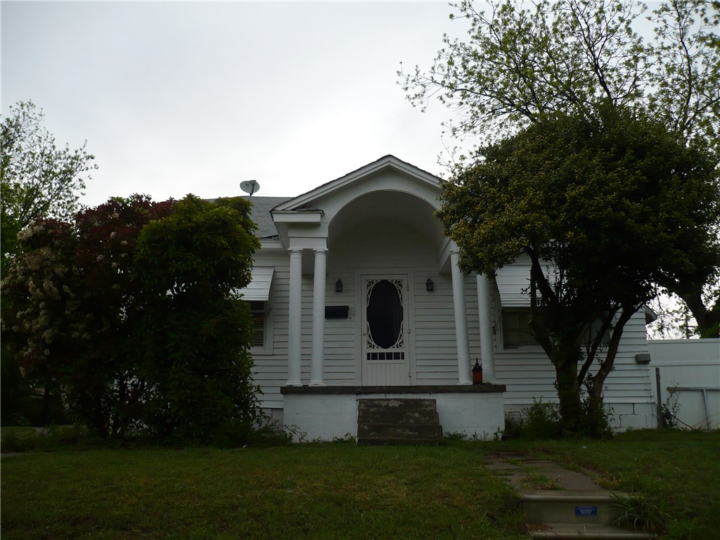 17 Park Drive, Shawnee, OK 74801