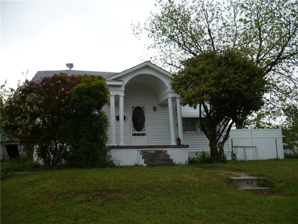 17 Park Drive, Shawnee, OK 74801