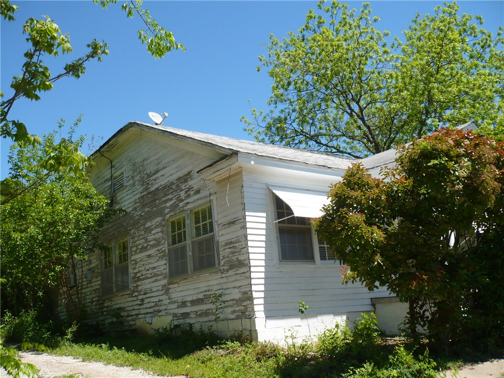 17 Park Drive, Shawnee, OK 74801