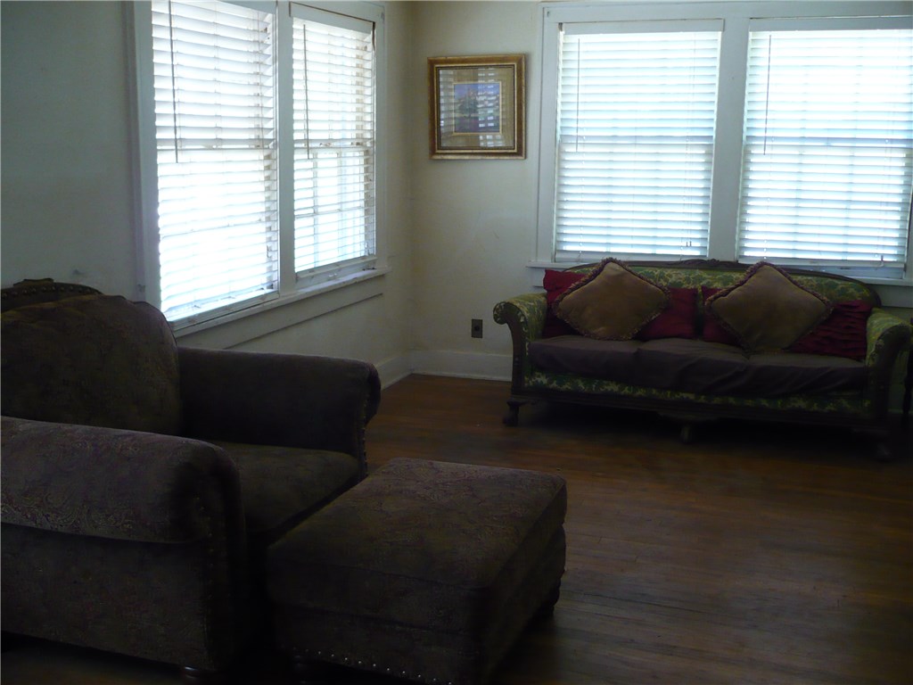 17 Park Drive, Shawnee, OK 74801