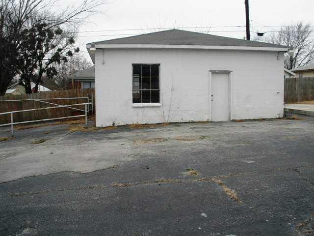 915 E Highland, Shawnee, OK 74801