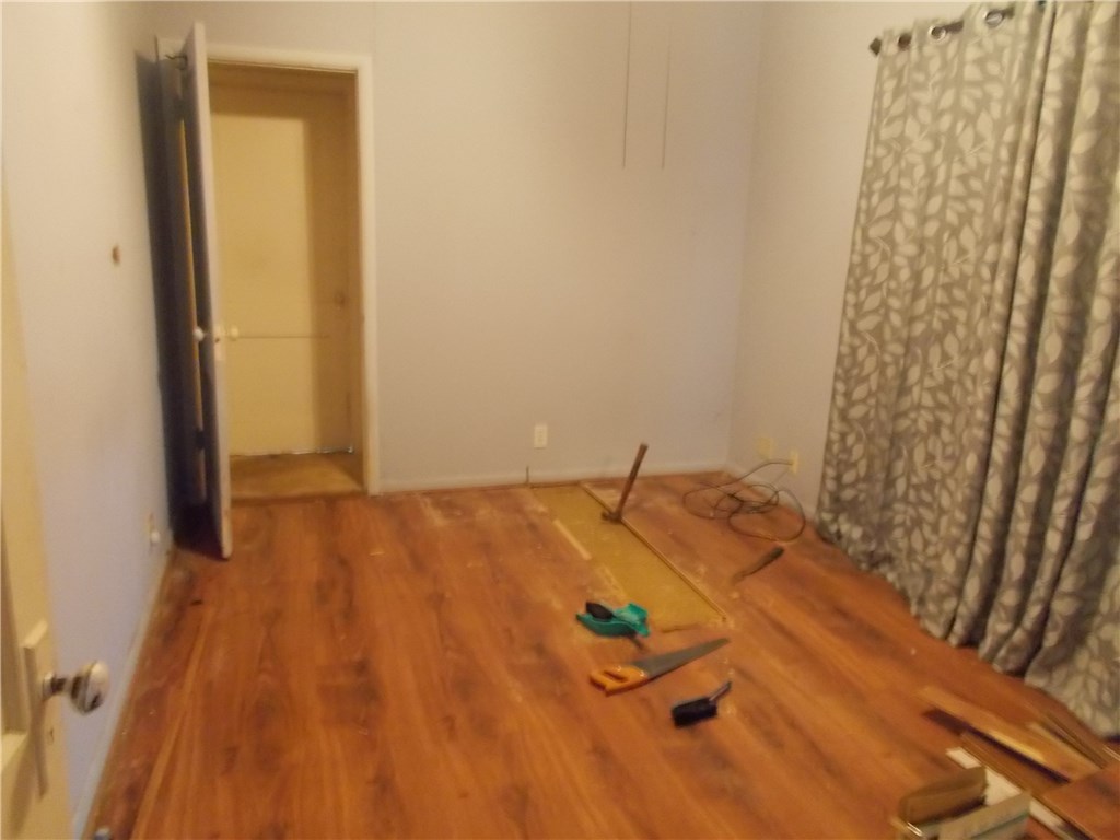 19301 Gordon Cooper, Shawnee, OK 74801