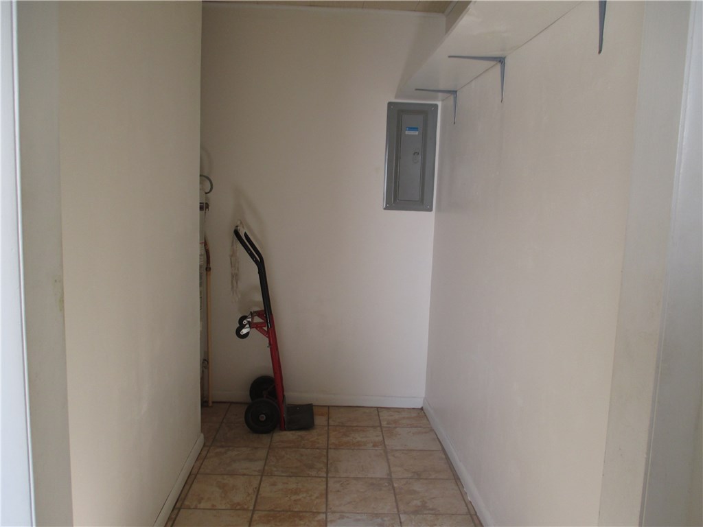 425 N Park, Shawnee, OK 74801
