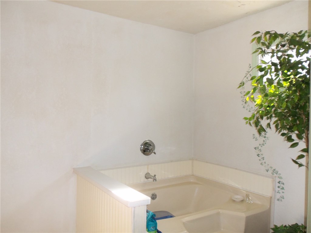 515 E Anna, Shawnee, OK 74801