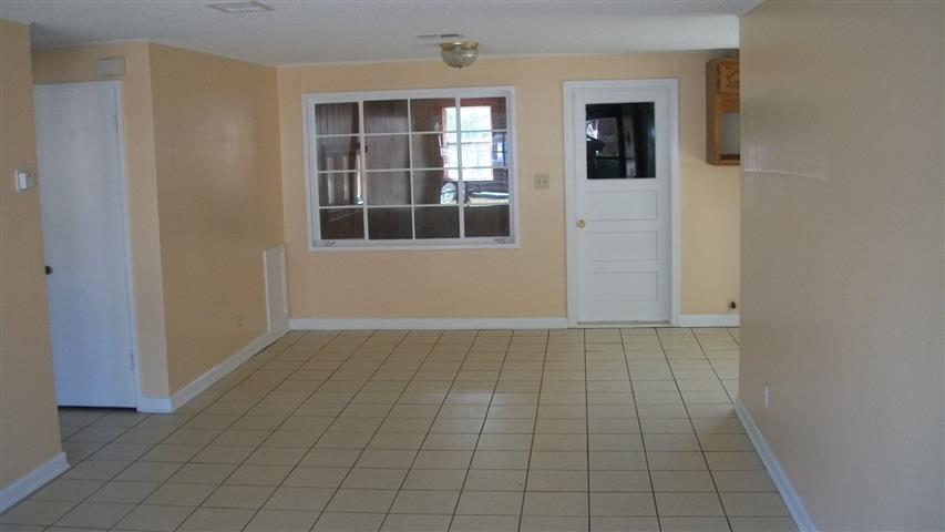 715 W. Wood, Shawnee, OK 74801