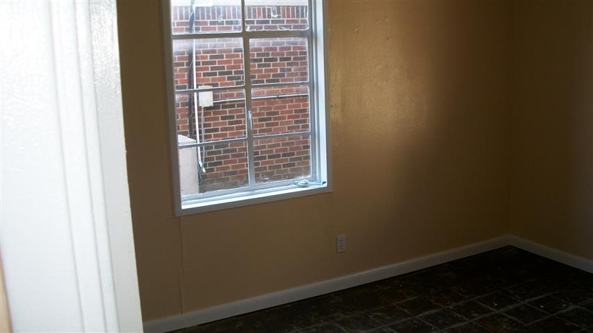 715 W. Wood, Shawnee, OK 74801