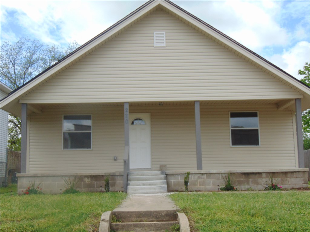 220 N Market, Shawnee, OK 74801