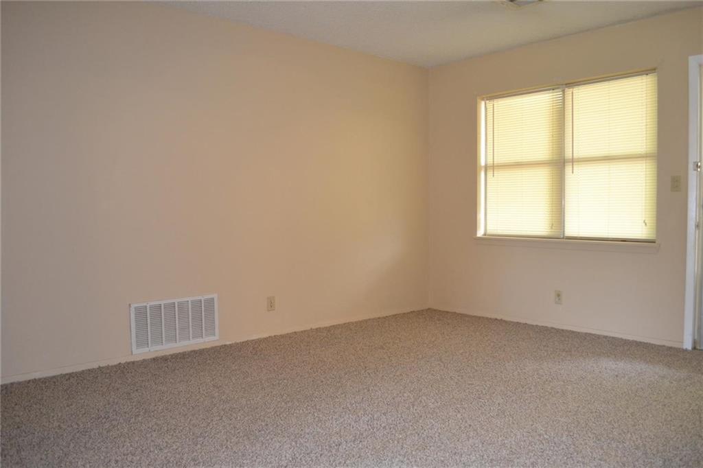 6 Apache, Shawnee, OK 74801