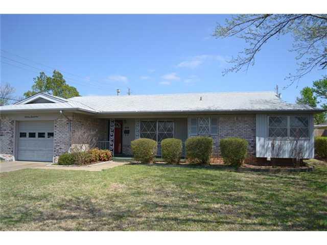 1421 Sherry Lane, Shawnee, OK 74801