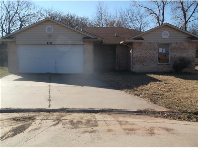 4401 Smoking TreeShawnee, OK, 74804Pottawatomie County
