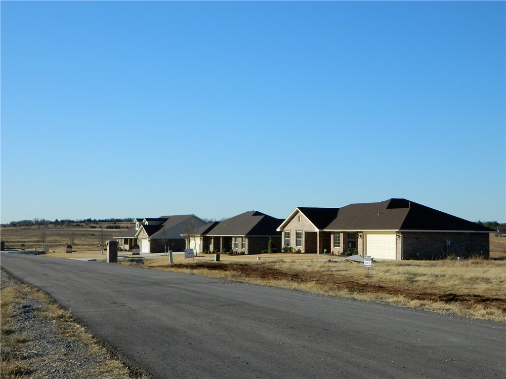 11632 Carefree Lane, Shawnee, OK 74804