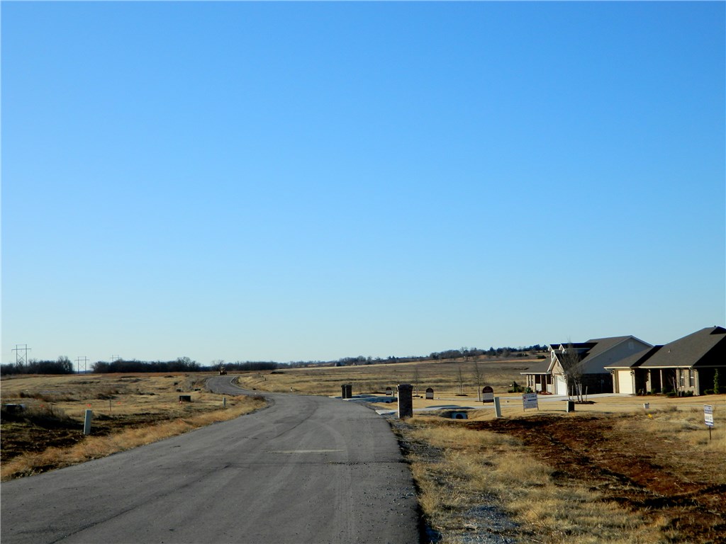 11711 Carefree Lane, Shawnee, OK 74804