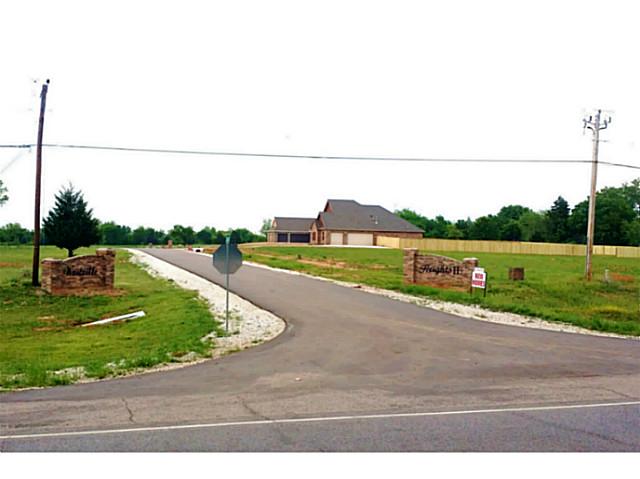 101 Candice Court, Shawnee, OK 74804