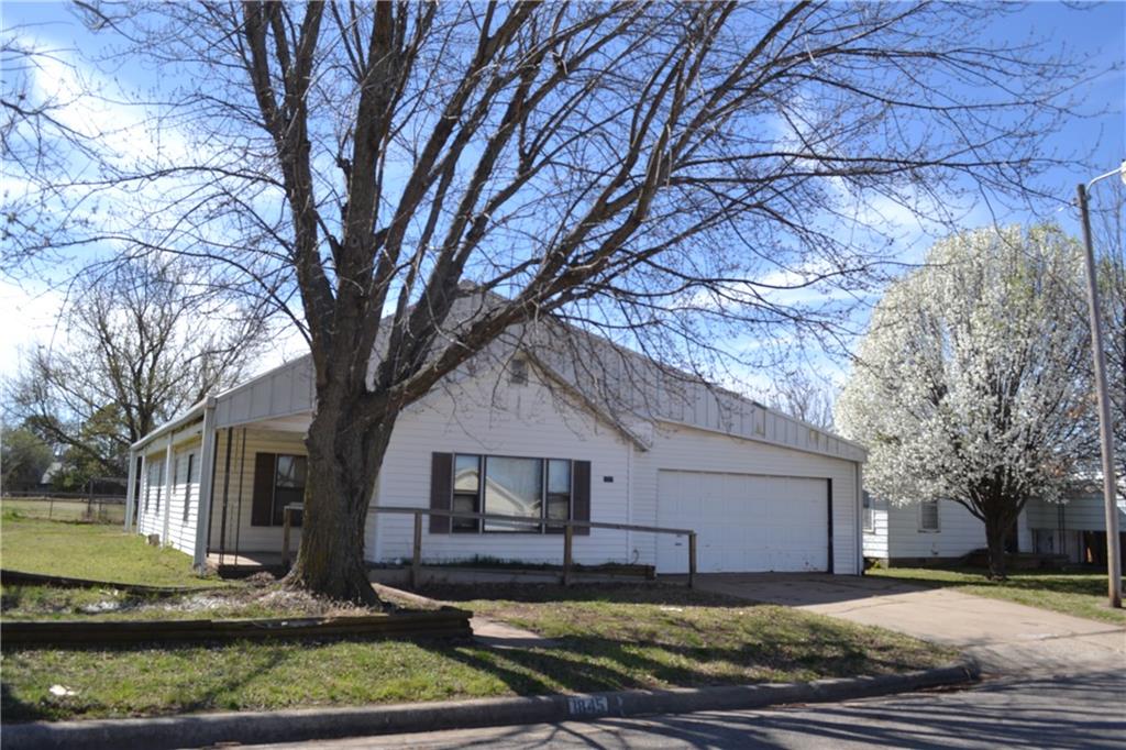 1845 W Midland, Shawnee, OK 74804
