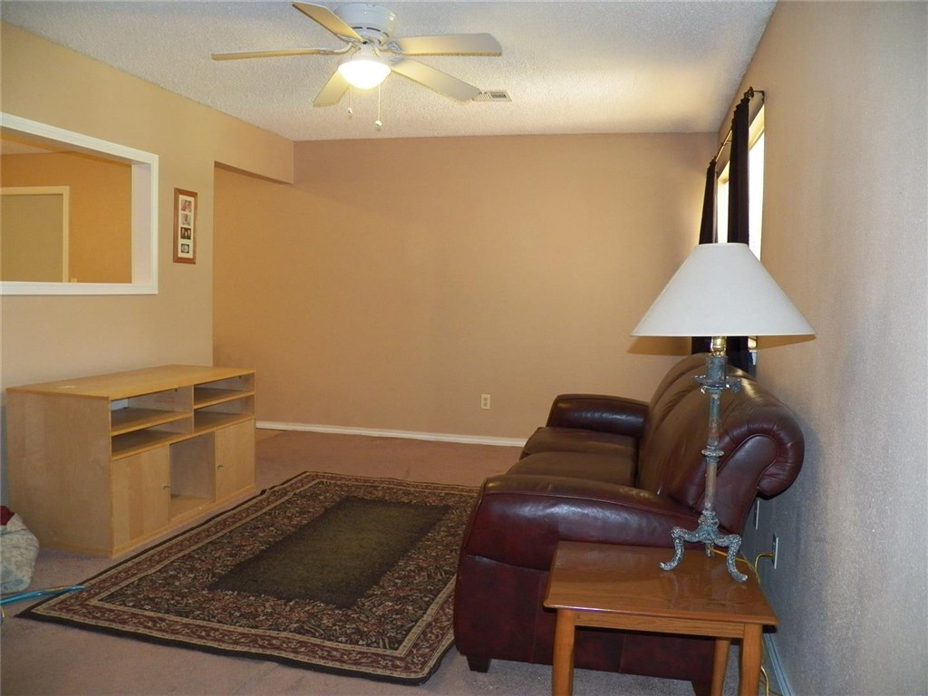 20 Walker, Shawnee, OK 74804