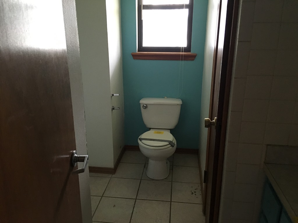307 S Main St, Ada, OK 74820