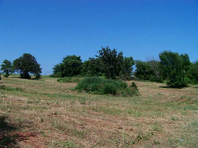 624 N Oakwood Avenue, Chandler, OK 74834