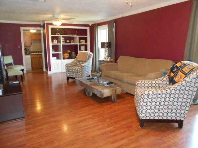 205 S Cleveland Avenue, Chandler, OK 74834