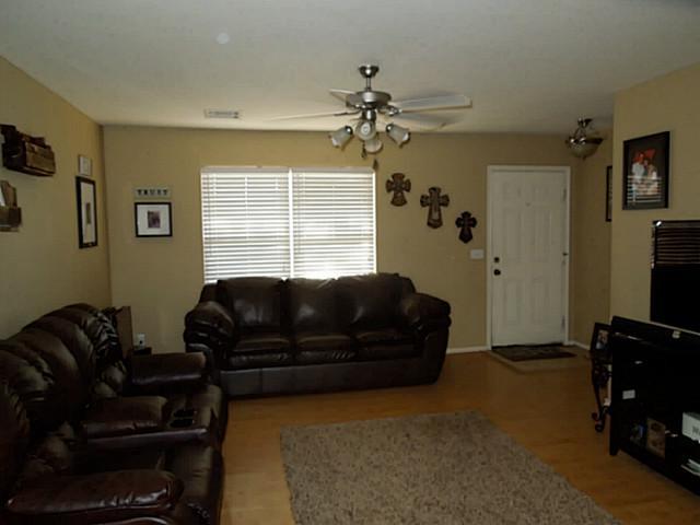 106 N Oakwood Avenue, Chandler, OK 74834
