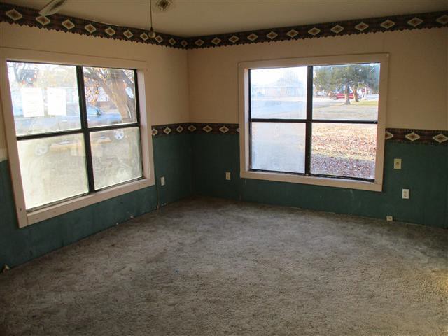 214 E 4th StHoldenville, OK, 74848Hughes County