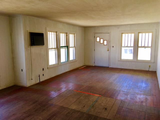 211 S Burgess StHoldenville, OK, 74848Hughes County