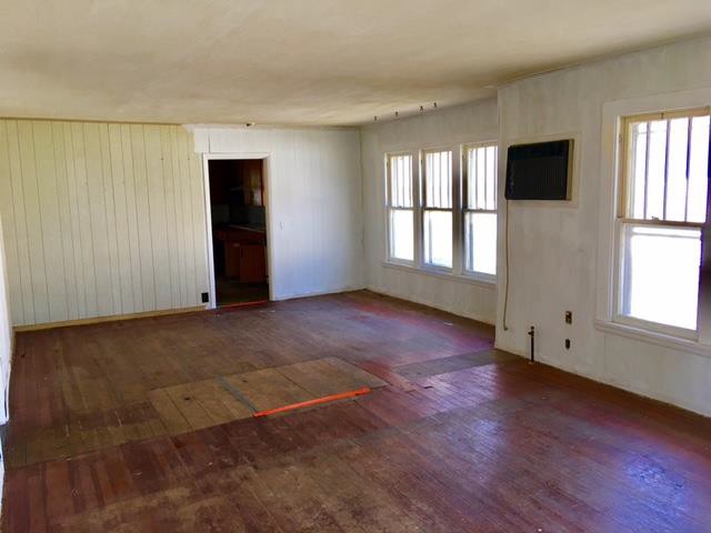 211 S Burgess StHoldenville, OK, 74848Hughes County