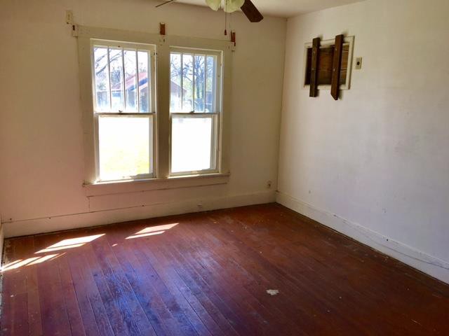 211 S Burgess StHoldenville, OK, 74848Hughes County