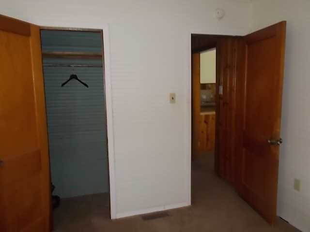 909 W Broadway Street, McLoud, OK 74851