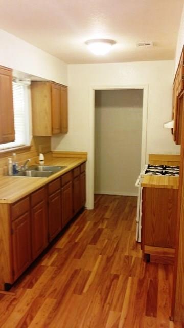 319 W Ash, Maud, OK 74854