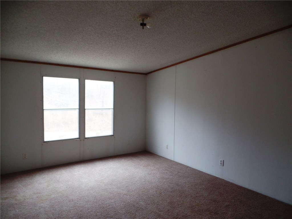 15401 Carolyn Drive, Newalla, OK 74857