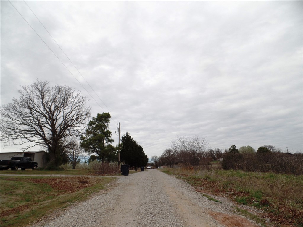 15401 Carolyn Drive, Newalla, OK 74857