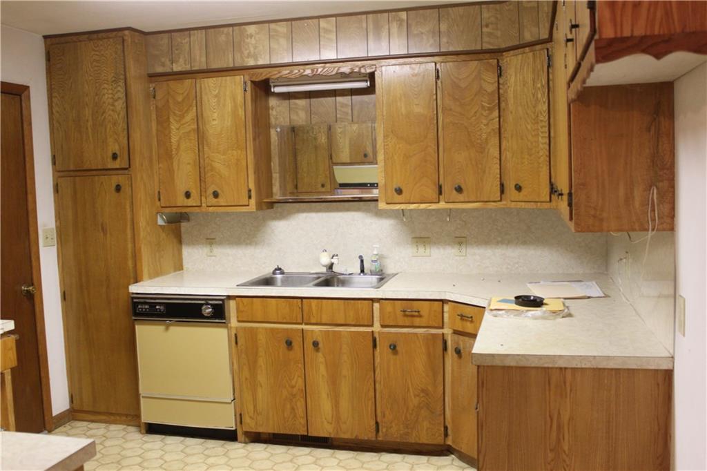 210 S 9th, Okemah, OK 74859