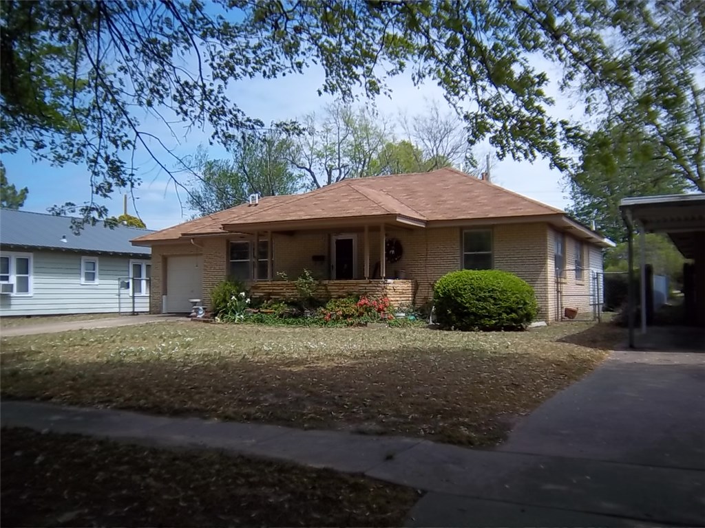 518 S 6th Street, Okemah, OK 74859
