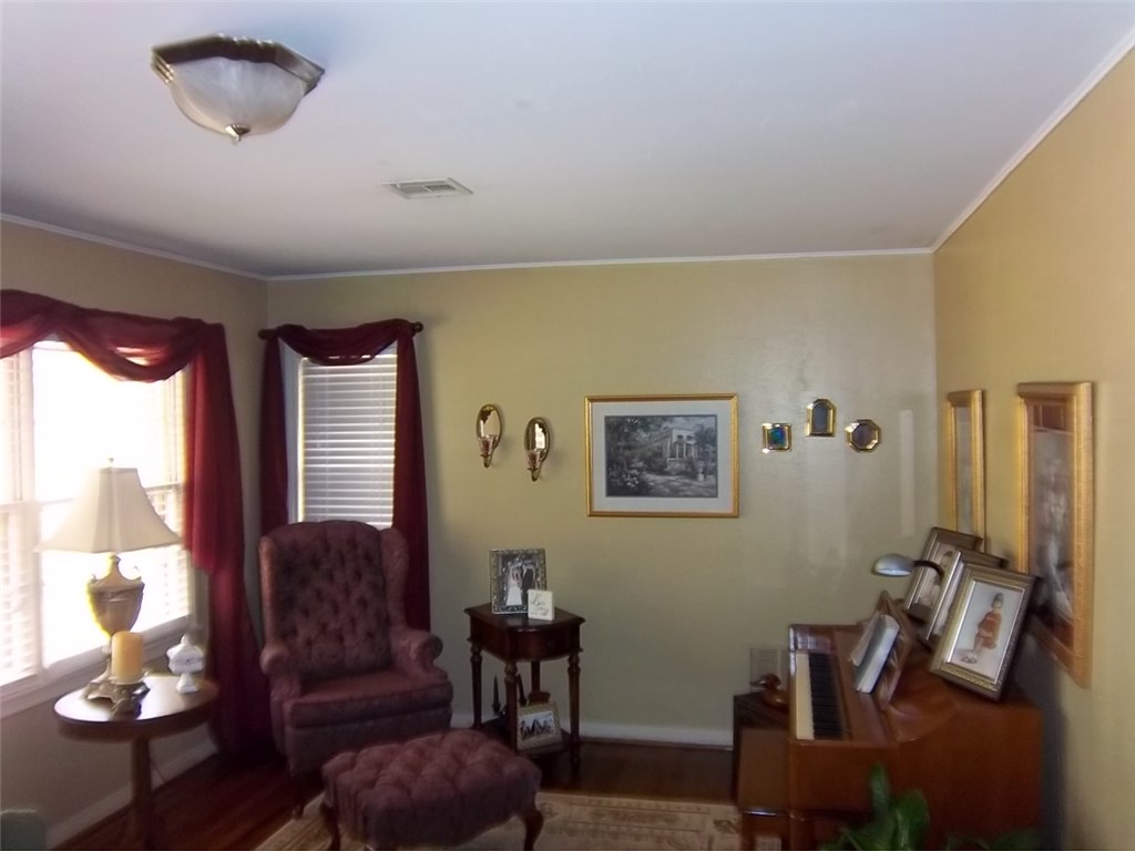 518 S 6th Street, Okemah, OK 74859