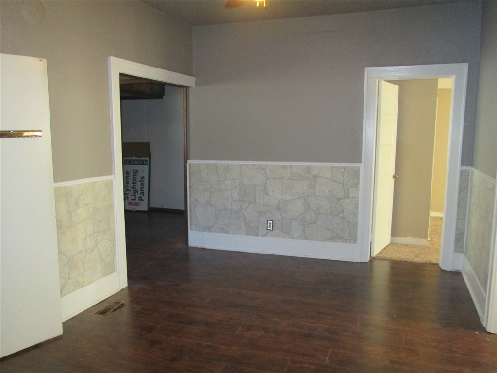 504 S 4th Street, Okemah, OK 74859