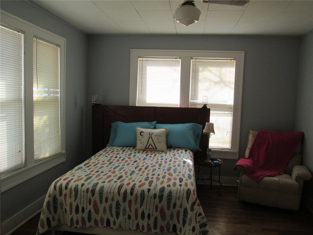 127 N 6th Street, Okemah, OK 74859
